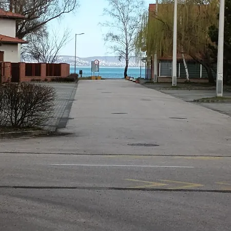 Ide Menjuenk! Шиофок